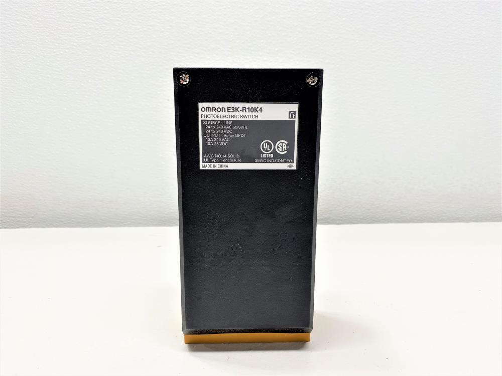 OMRON Photoelectric Switch E3K-R10K4, 50/60 Hz, 24-240 VAC